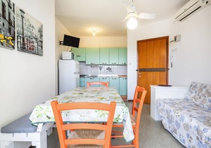 Apartment "Condominio Villa Silente Terrazza" Near the Beach with Wi-Fi, A/C & Terrace