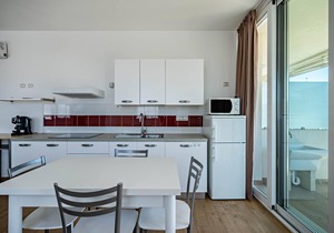 Apartment "Condominio Villa Silente" Near the Beach with Sea View & Terrace
