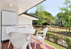 Apartment Villaggio Delfino-2 by Interhome