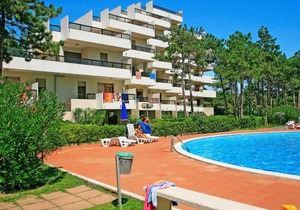 Apartment Villaggio Serenissima-2 by Interhome