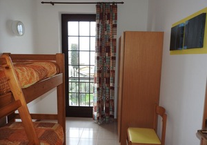 Apartment with 5 beds, balcony with lake view, free parking