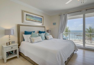 Beachfront | White Sand | Turquoise Water