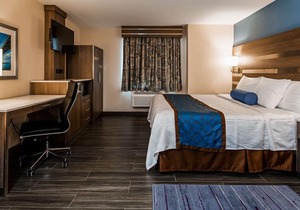 Best Western Plus Stadium Inn