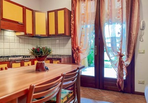 Borgo Stella Marina tree-room row villa with Wi-Fi and pool