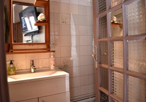 Bright Parisian Studio for 2