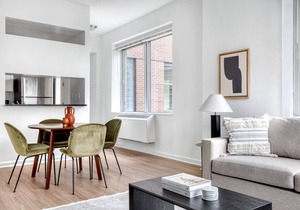 Bright UWS 1BR w/Gym, Elevator & DM, near Lincoln Center, by Blueground