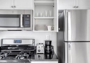 Bright UWS 1BR w/Gym, Elevator & DM, near Lincoln Center, by Blueground