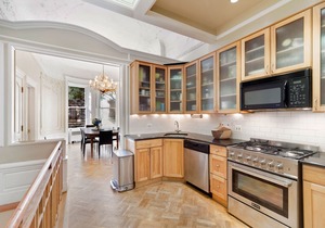 Brownstone Historic Home near Central Park