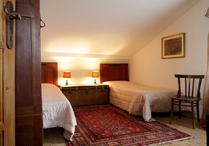 Country house in the Prosecco hills, 4 apartments