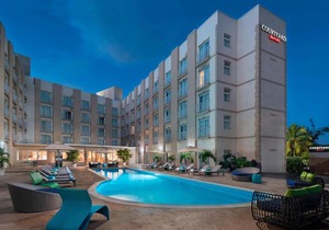 Courtyard by Marriott Nassau Downtown/Junkanoo Beach