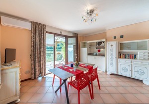 Cozy apartment in Caprino Veronese VR