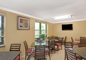 Days Inn by Wyndham Brooklyn