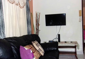 EMERALD APT @OAKLANDS KINGSTON 876 528-0668