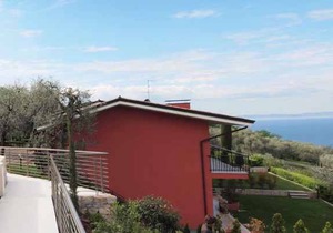 Holiday apartment with terrace or balcony