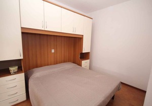 Holiday apartment 100 m from the beach
