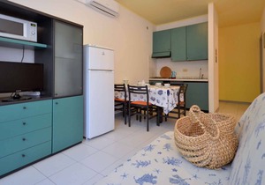 Holiday apartment mit Klimaanlage und Balkon