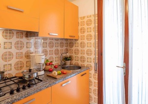 Holiday apartment with terrace and air conditioning