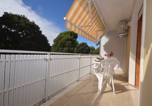 Holiday apartment with air conditioning and balcony
