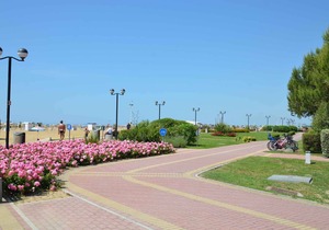 Holiday apartment with air conditioning and balcony