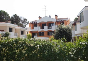 Holiday apartment with balcony and air conditioning