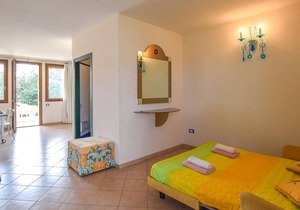 Inviting vacation apartment near the beach.