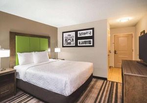 La Quinta by Wyndham Brooklyn Central