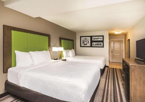 La Quinta by Wyndham Brooklyn Central