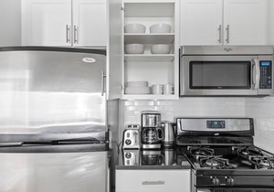 Lovely UWS 1BR w/Gym & Doorman, walk to Julliard, by Blueground
