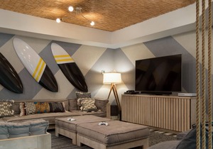 Oceanfront Penthouse Suite with Luxury Amenities!