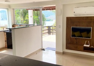 Pineapples Casa Angra - Aconchegante casa em Angra dos Reis com vista para o mar