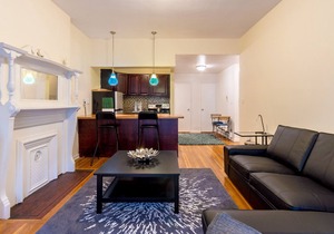 Quiet one bedroom apt one block from central park 30 DAY MINIMUM RENTAL