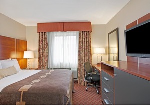 Ramada by Wyndham Staten Island