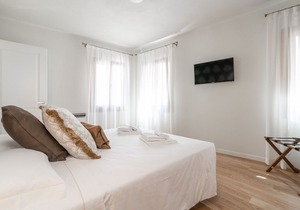 Room 6 - Grifoni Boutique Hotel