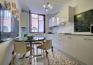 SAN MARCO CANAL VIEW#1 aircond, 4 pax, 120sqm Wifi