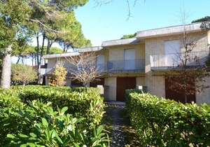 Sunny and beautiful apartment in Bibione