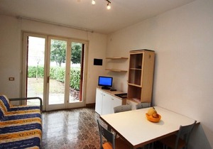 Sunny and beautiful apartment in Bibione
