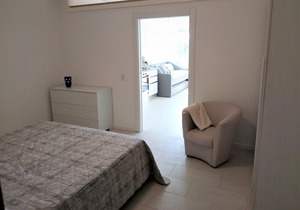 Two-room - 1st Floor - Terrace - Swimming Pool - Garage - Air Conditioning