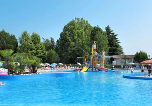 Vacation home Bella Italia in Peschiera del Garda - 6 persons, 3 bedrooms