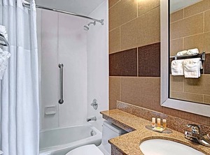 Days Inn | Brooklyn