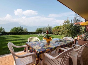 Holiday Terrace | Frader