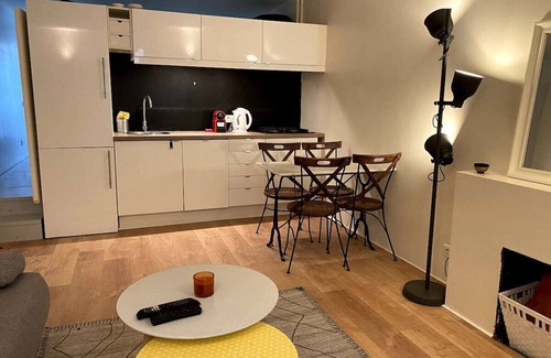 Quartier de Rochechouart Apartment | 1 Bedroom Apartment in Paris