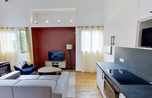 Gennevilliers Resort | 101 m² Private room ∙ 1 bedroom ∙ 2 guests