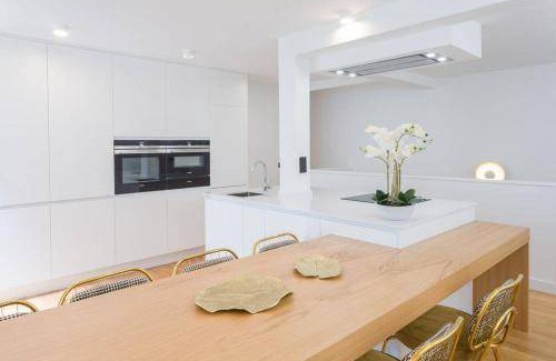 Porte-Saint-Martin Apartment | 130 m² Apartment ∙ 4 bedrooms ∙ 10 guests