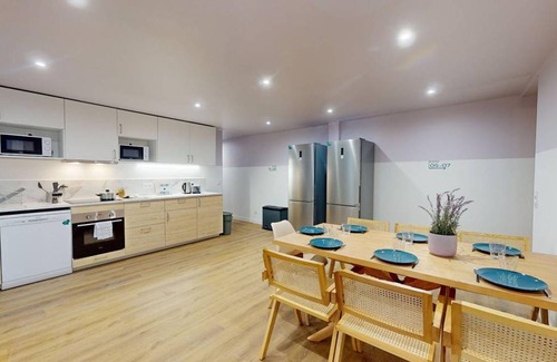 Hopital Saint-Louis Resort | 130 m² Private room ∙ 1 bedroom ∙ 1 guest