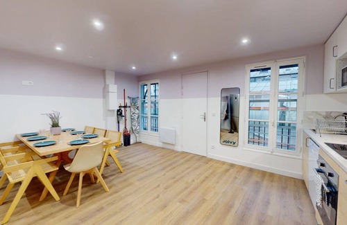 Hopital Saint-Louis Resort | 130 m² Private room ∙ 1 bedroom ∙ 1 guest