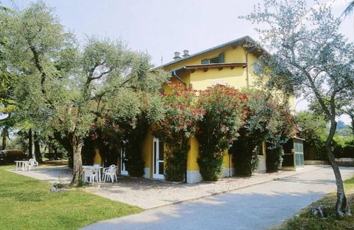 Gralaoni-Pralesi-Cisano Resort | 15 m² Private room ∙ 1 bedroom ∙ 2 guests