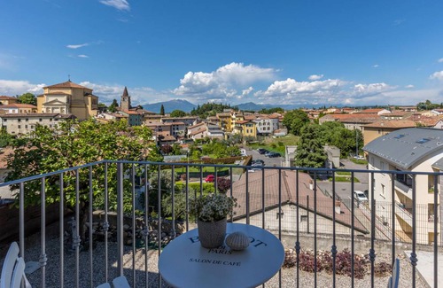 Castelnuovo del Garda House | 150 m² House ∙ 4 bedrooms ∙ 12 guests