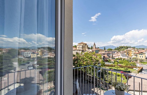 Castelnuovo del Garda House | 150 m² House ∙ 4 bedrooms ∙ 12 guests