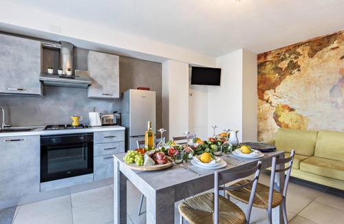 Castelnuovo del Garda House | 150 m² House ∙ 4 bedrooms ∙ 12 guests