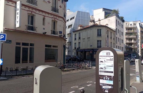 Saint-Lambert Hostel | 18 m² Hostel ∙ 20 guests